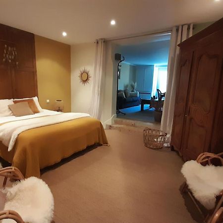 Chambre D'Hotes Les Rives De La Tronne Мер Экстерьер фото